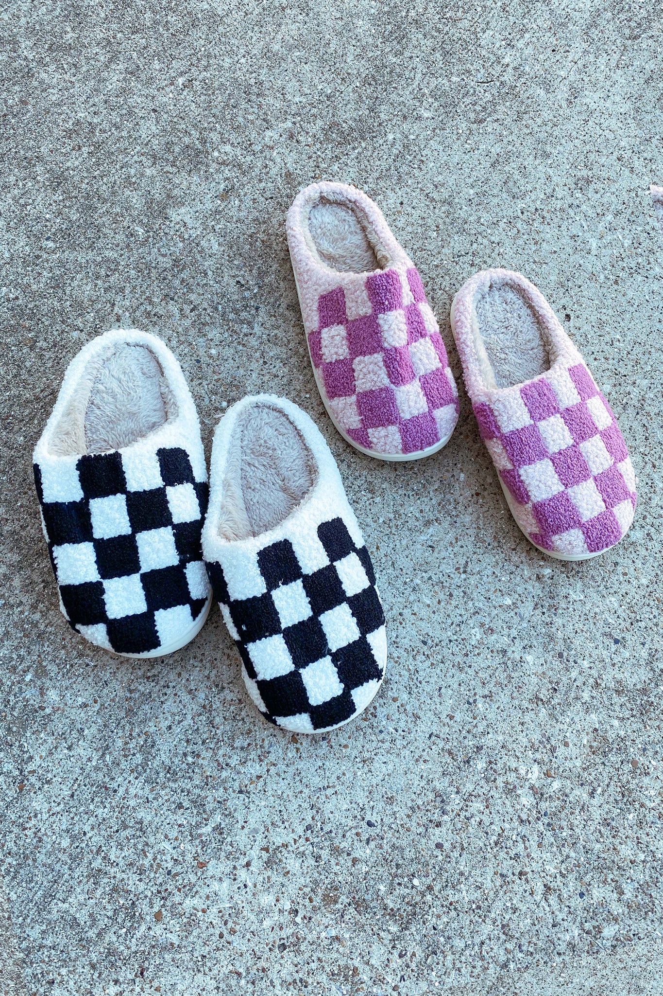 Vans Ultracush Slide On Checkerboard Sandales | Leather slippers for men,  Leather flip flops womens, Sneakers men fashion